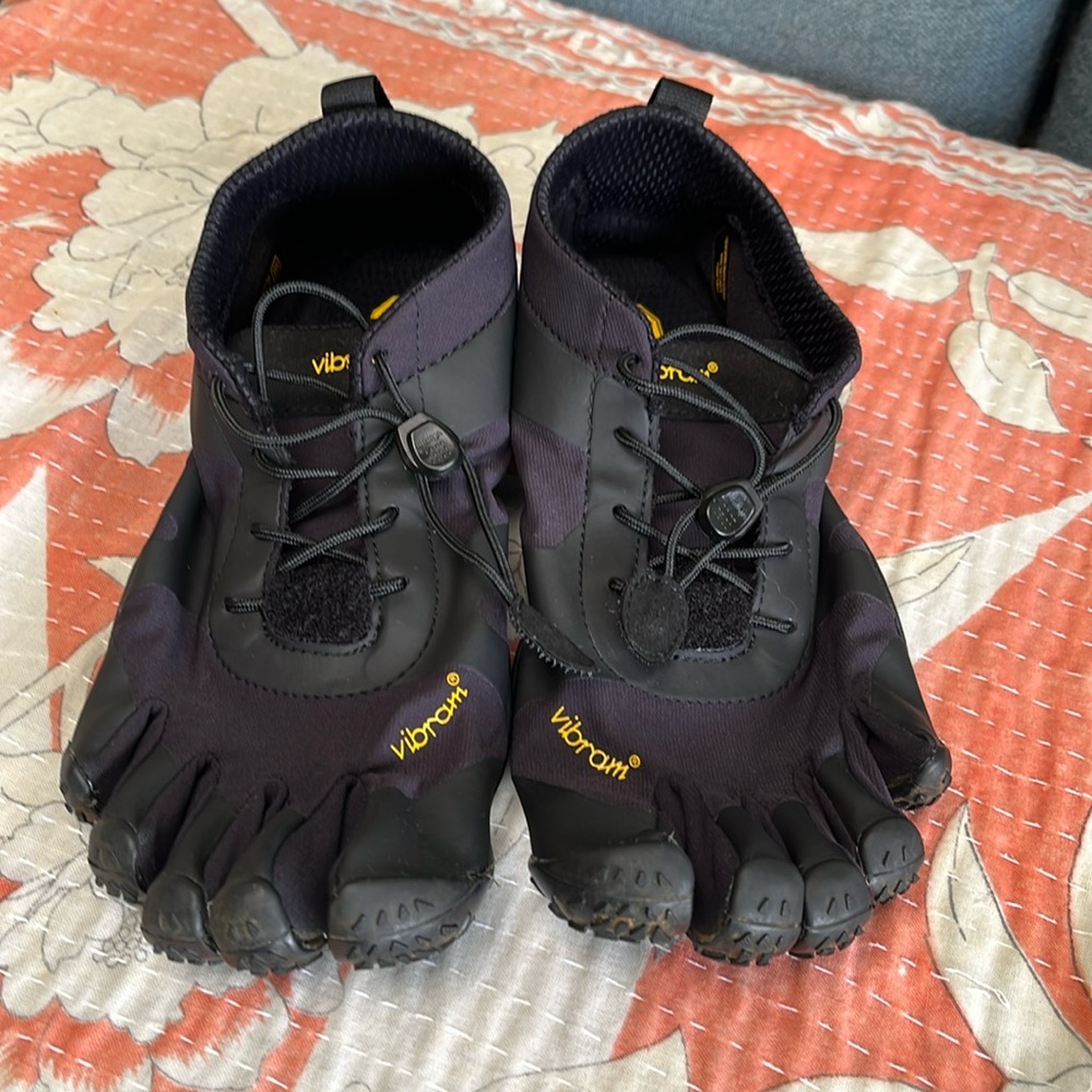 Vibram Five Fingers V-Alpha Ws 8.5-9, EU 40, Black
